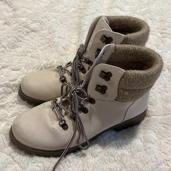 Cliff Booties - Picture 2 of 3